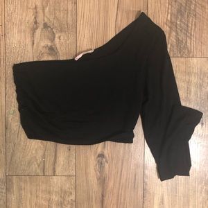 Black long sleeve on one side crop top